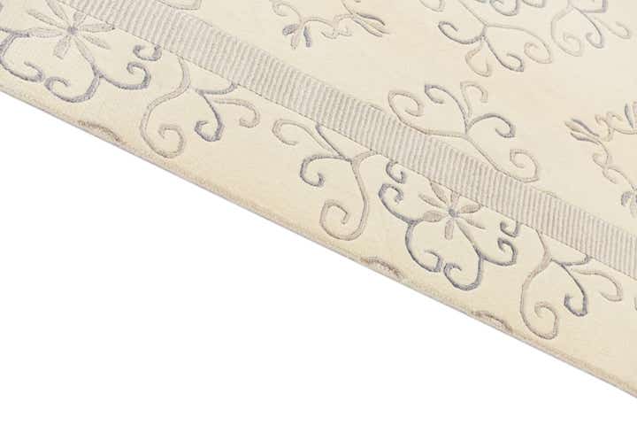 5' 6 x 7' 10 Darya Rug