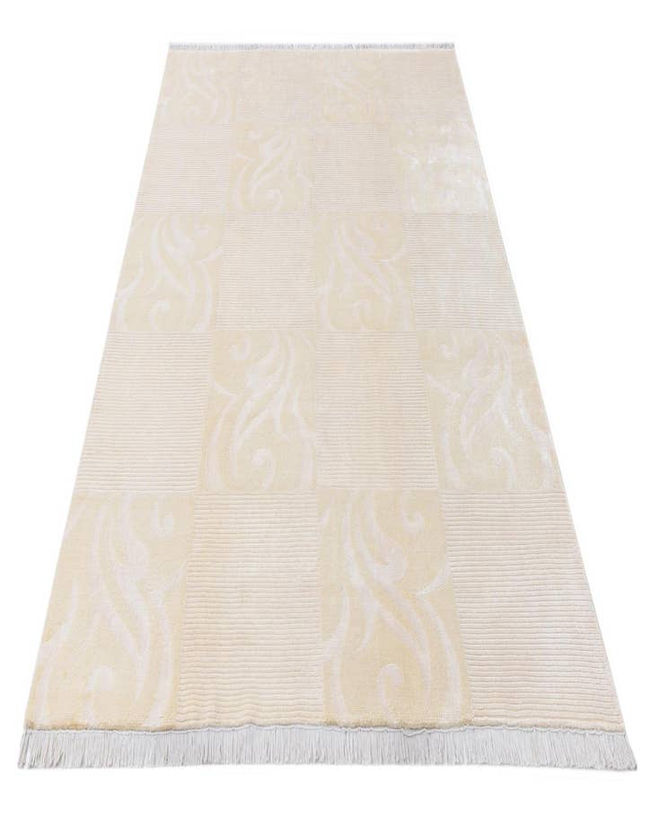 Detail image of 5' 9 x 7' 10 Darya Rug