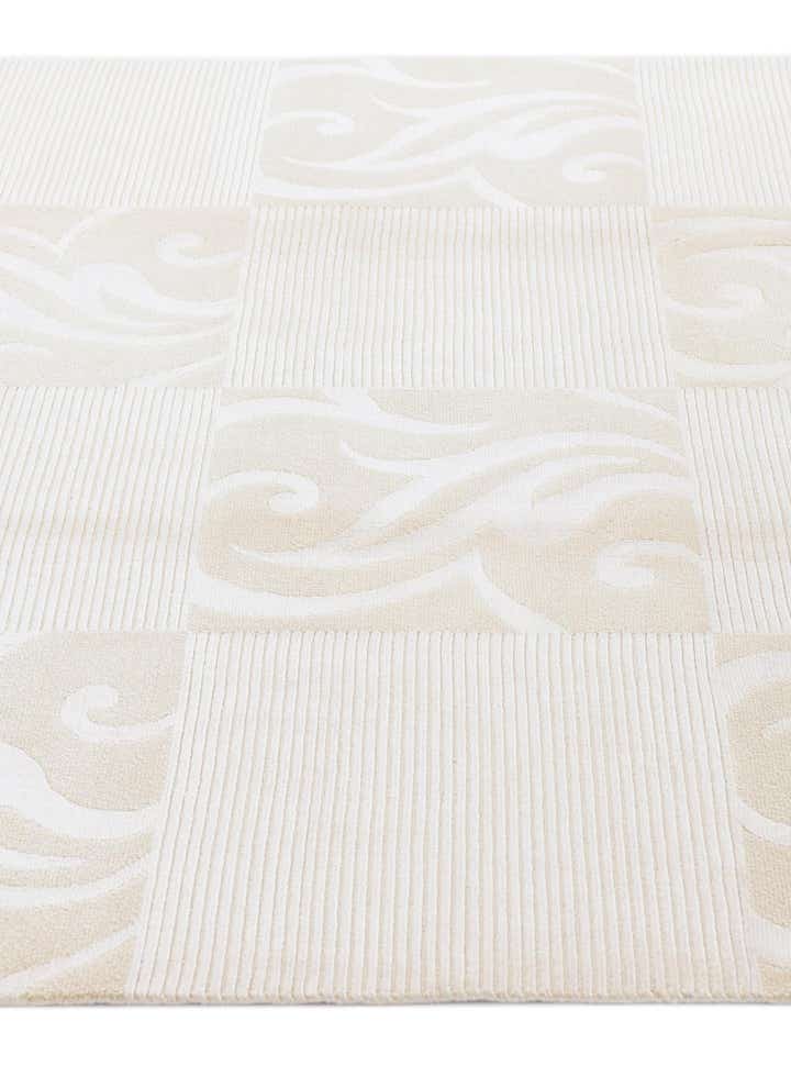 5' 9 x 7' 10 Darya Rug