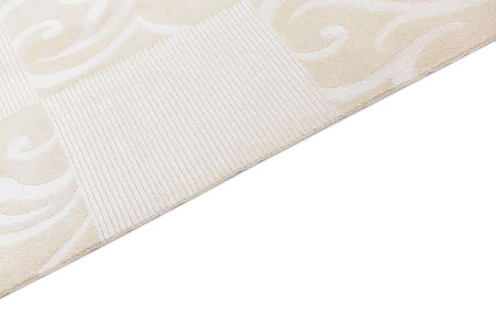 5' 9 x 7' 10 Darya Rug