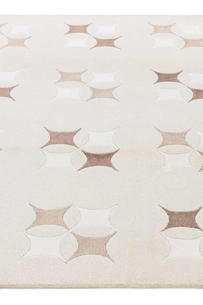 5' 6 x 7' 10 Darya Rug