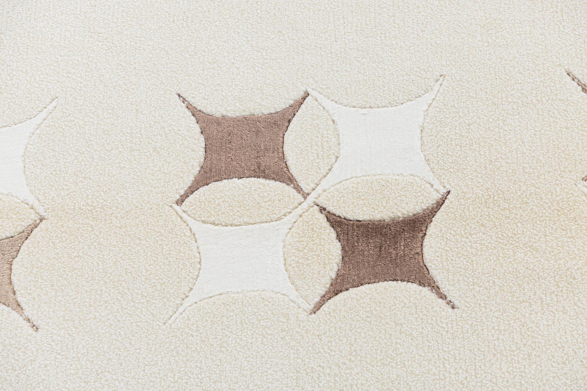 5' 6 x 7' 10 Darya Rug