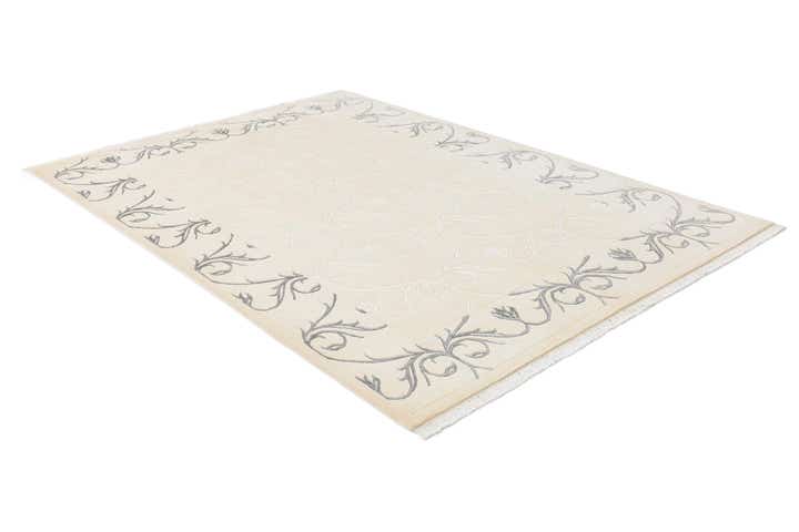 5' 6 x 7' 10 Darya Rug