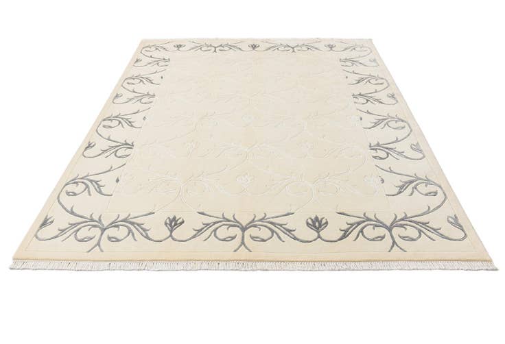 Detail image of 5' 6 x 7' 10 Darya Rug