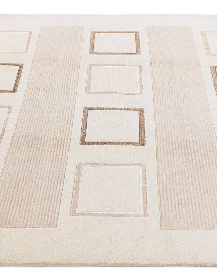 Detail image of 5' 9 x 8' Darya Rug