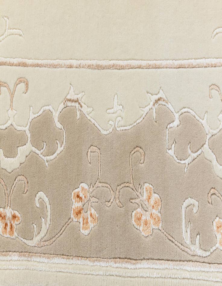 Detail image of 5' 7 x 8' Darya Rug