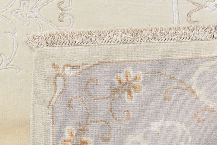 5' 9 x 7' 10 Darya Rug