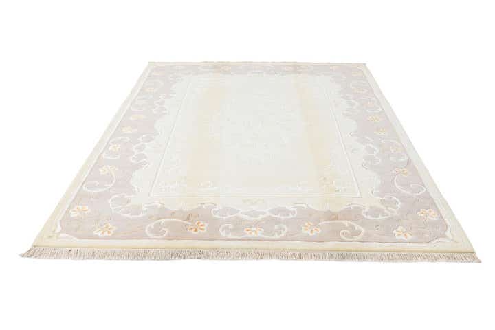 5' 9 x 7' 10 Darya Rug