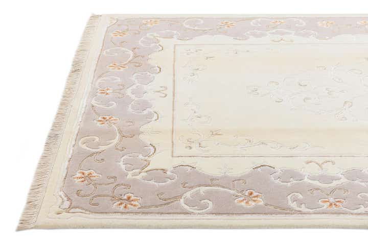 5' 9 x 7' 10 Darya Rug