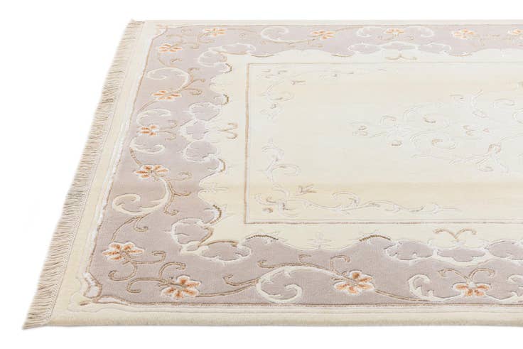 Detail image of 5' 9 x 7' 10 Darya Rug