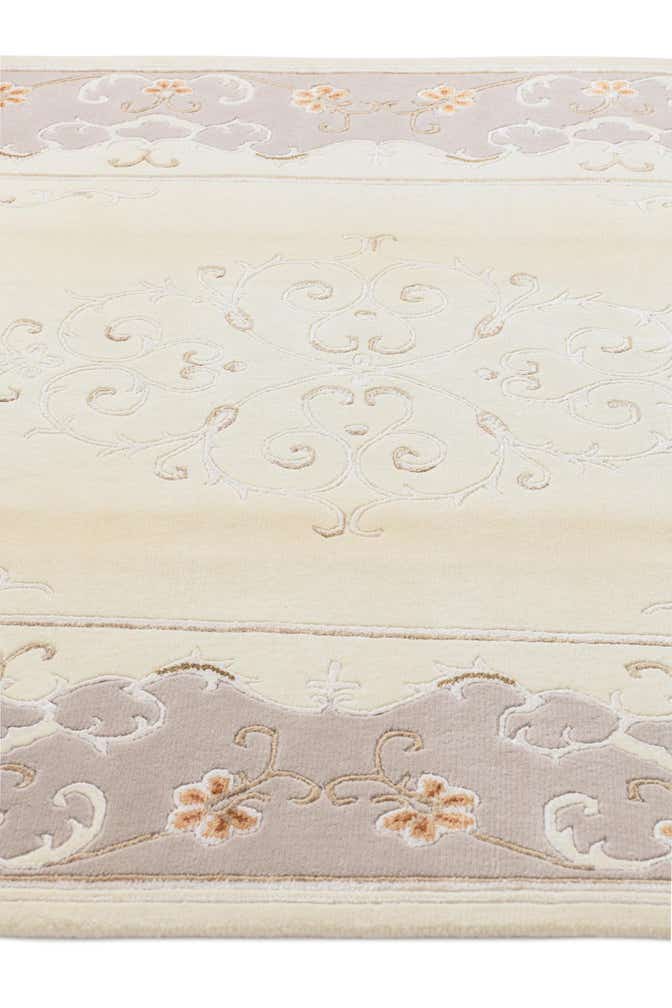 5' 9 x 7' 10 Darya Rug