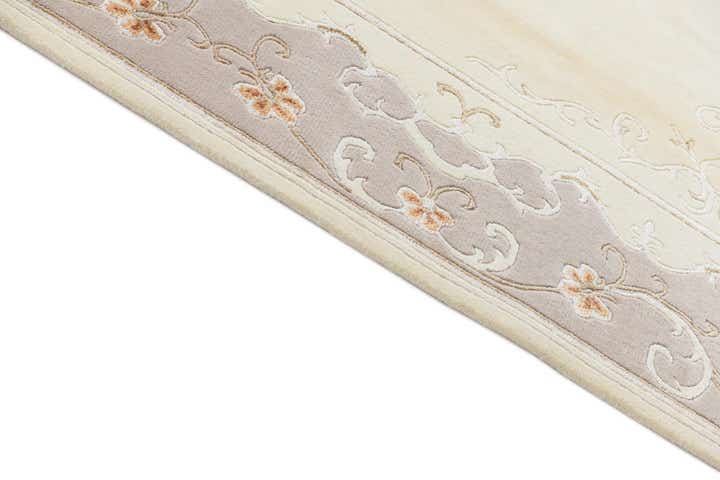 5' 9 x 7' 10 Darya Rug