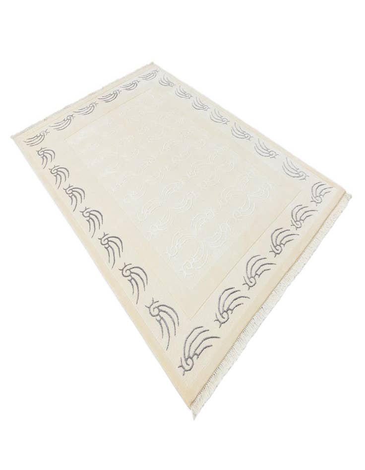 Detail image of 5' 7 x 7' 10 Darya Rug