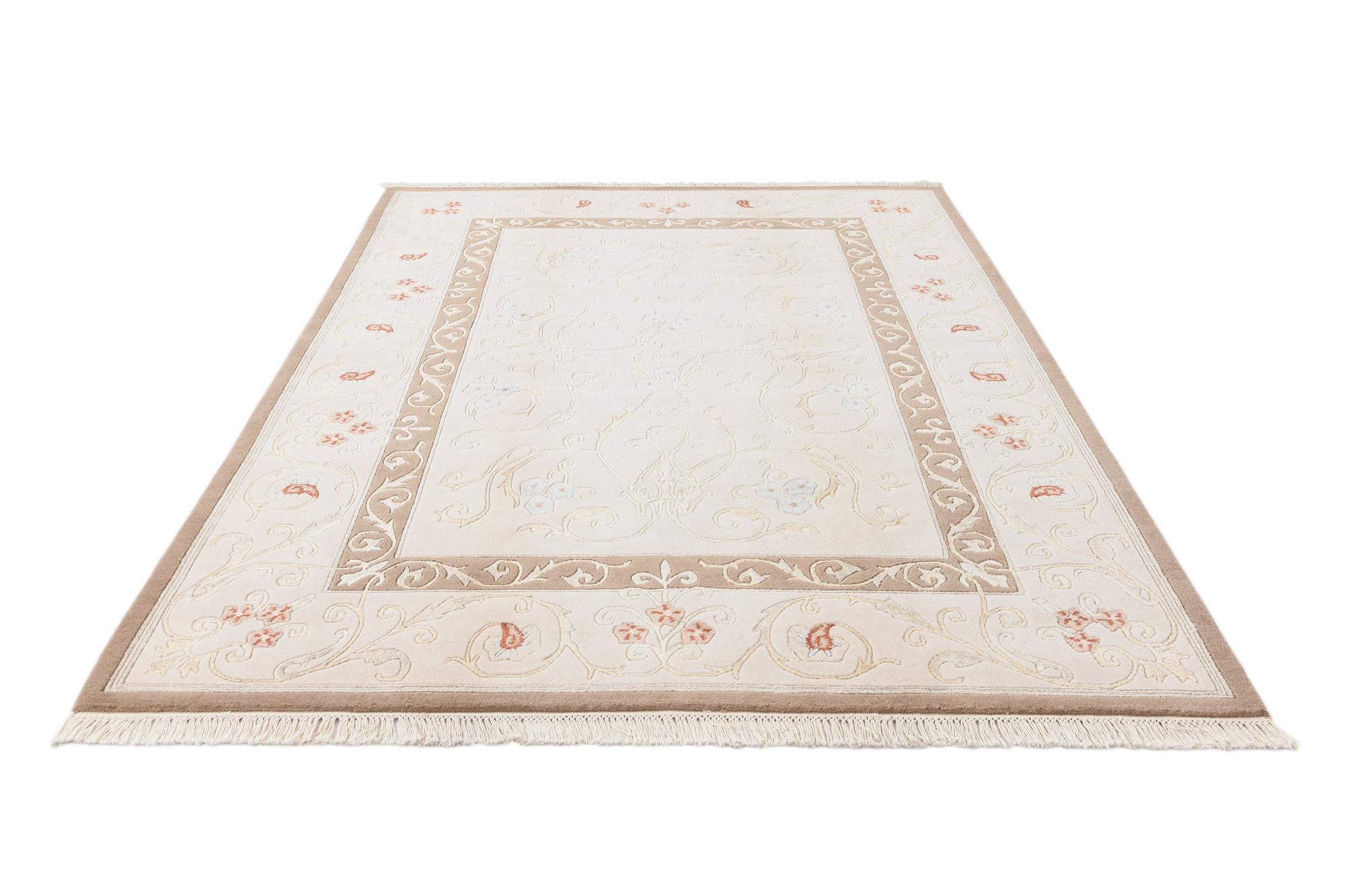5' 9 x 7' 10 Darya Rug