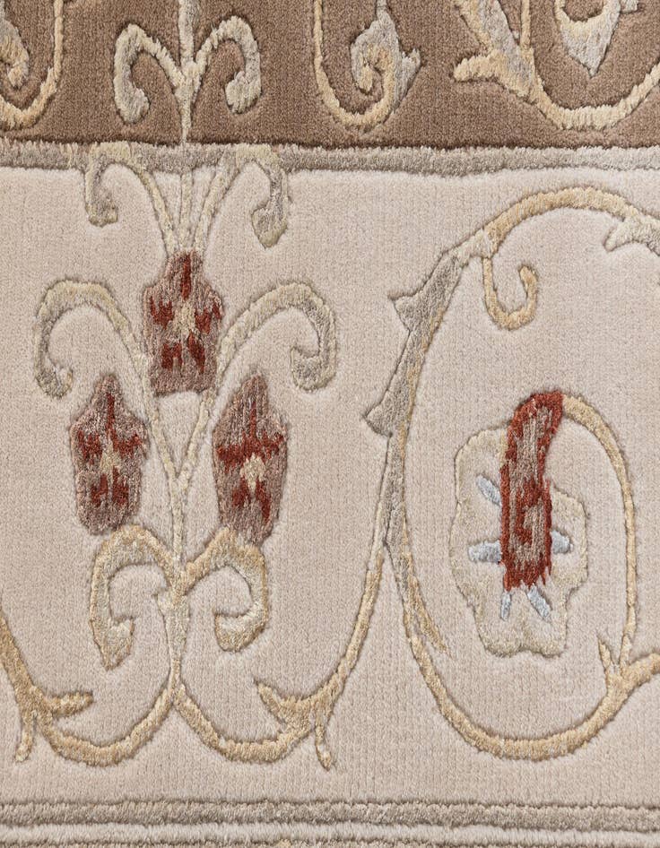 Detail image of 5' 9 x 7' 10 Darya Rug