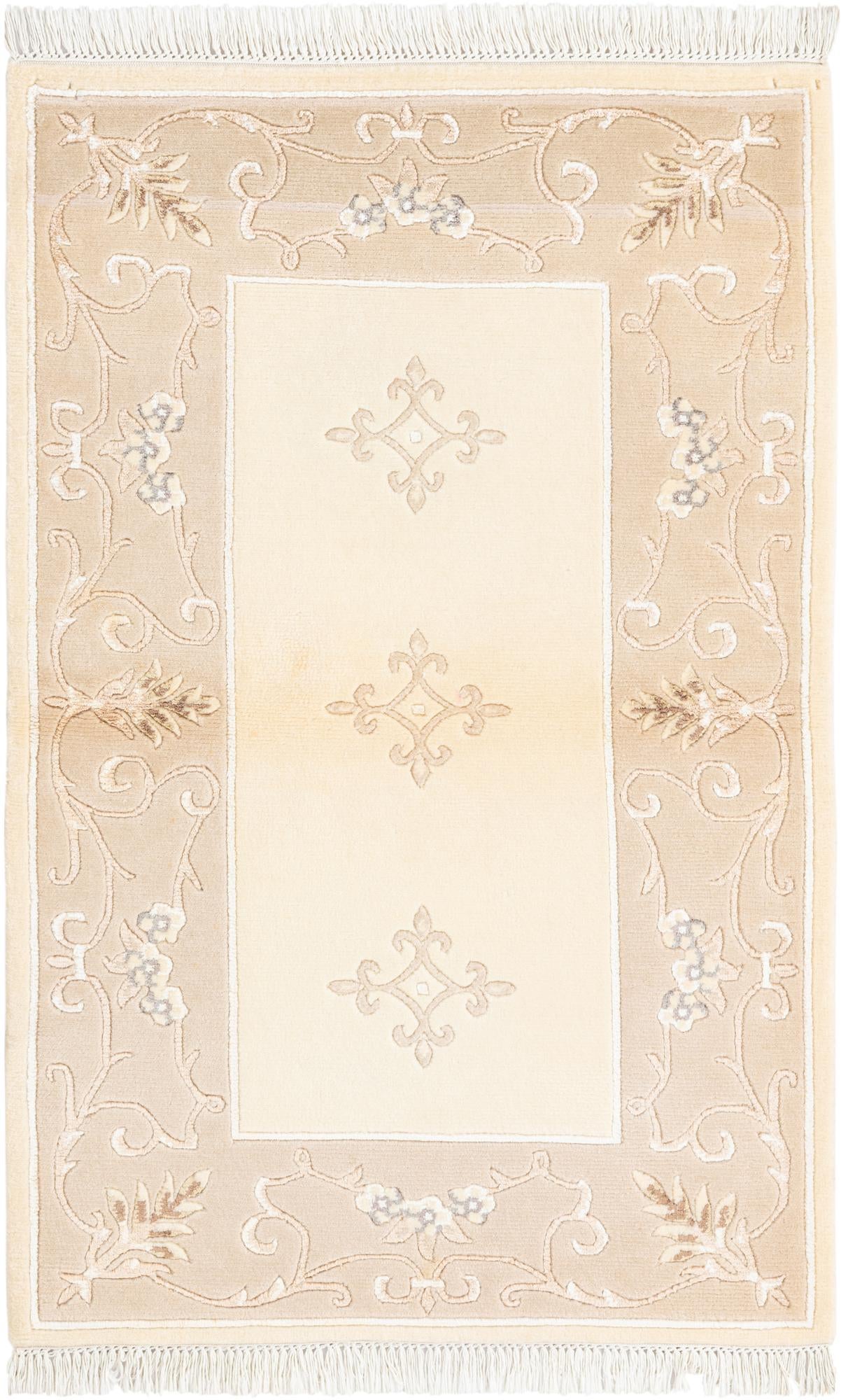 2' 11 x 4' 7 Hand Knotted Darya Wool Rug