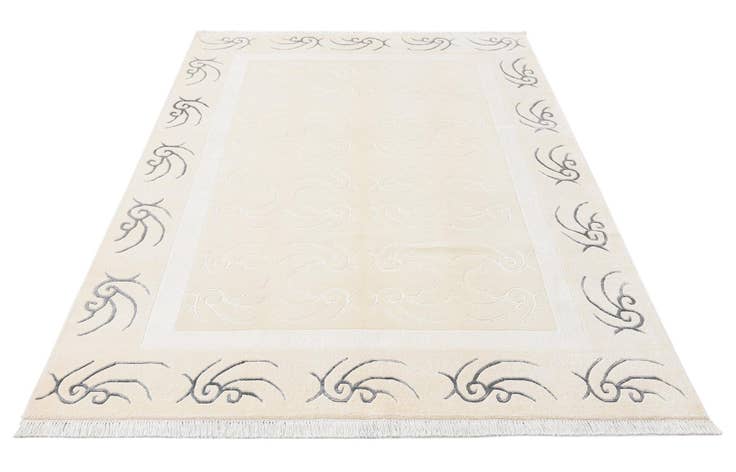 Detail image of 5' 7 x 7' 10 Darya Rug