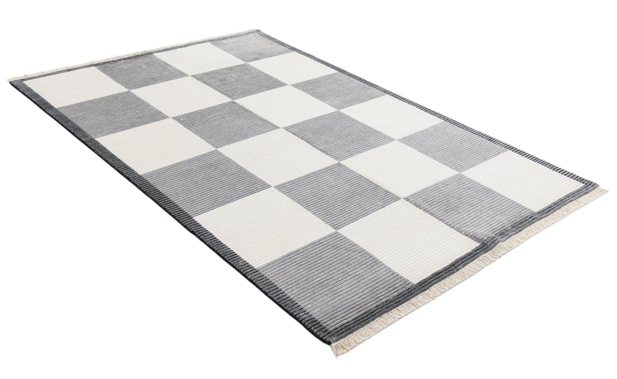 5' 7 x 8' 1 Darya Rug