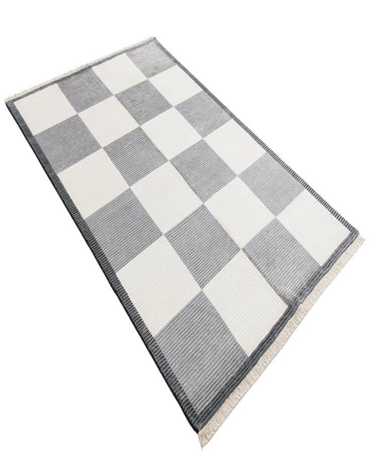 Detail image of 5' 7 x 8' 1 Darya Rug