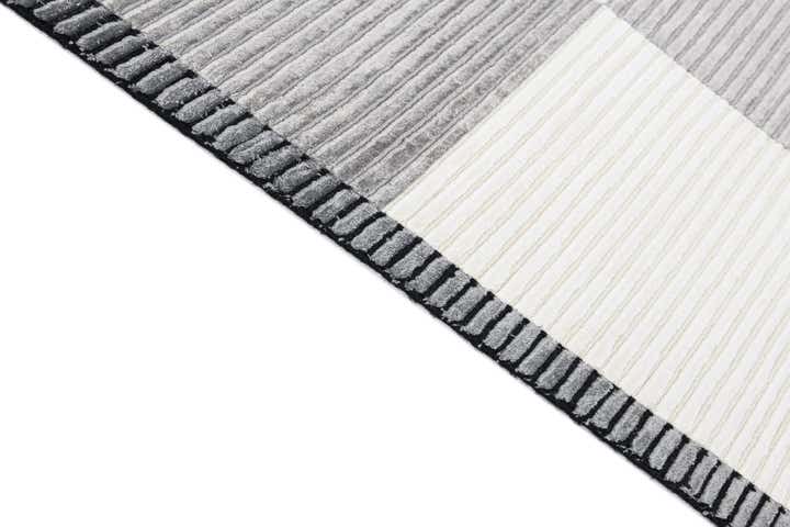 5' 7 x 8' 1 Darya Rug