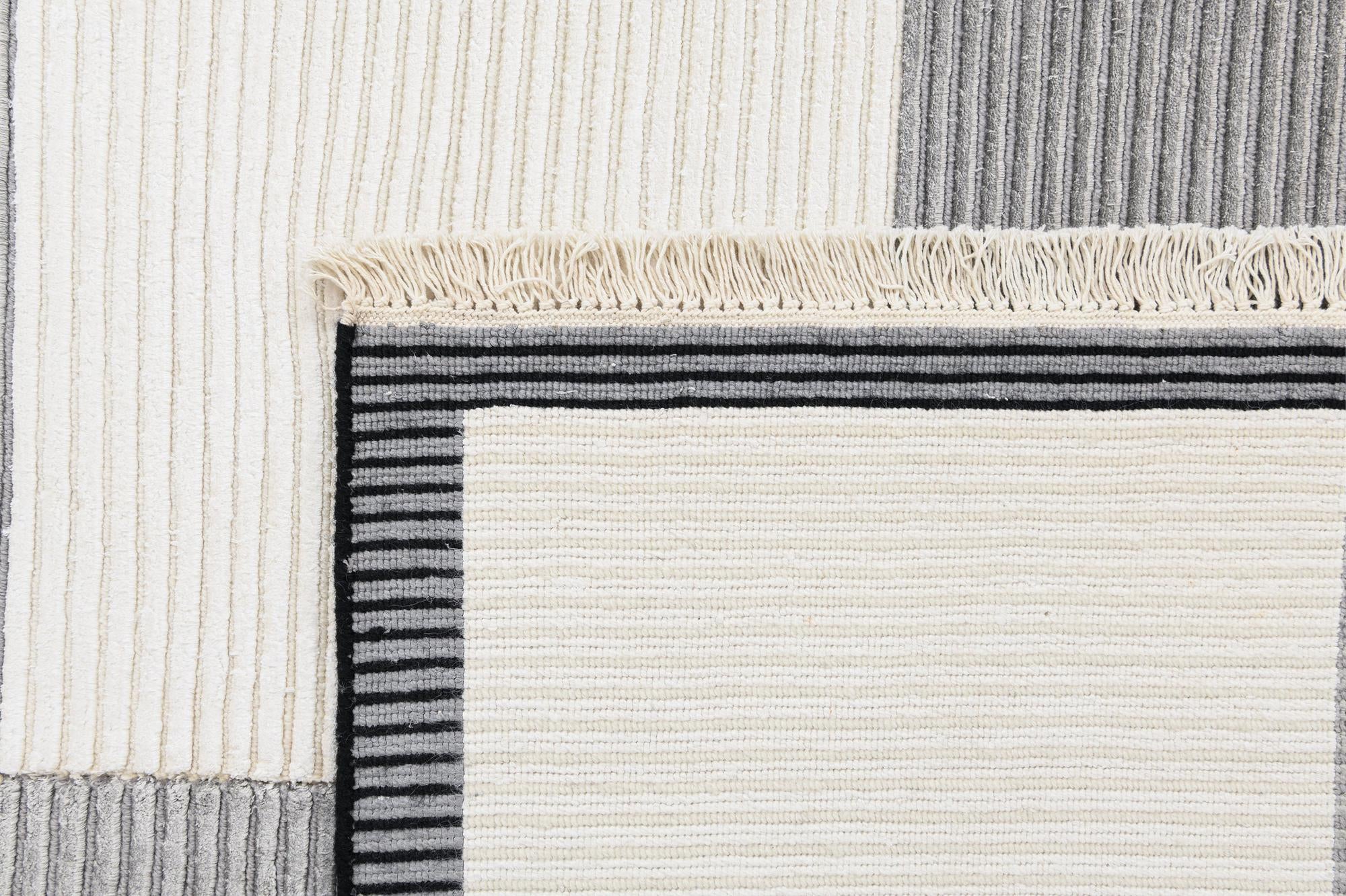 5' 7 x 8' 1 Darya Rug