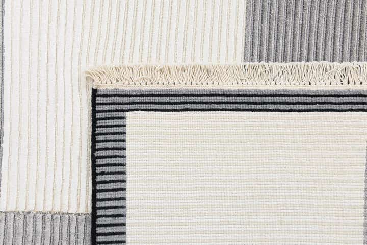 5' 7 x 8' 1 Darya Rug
