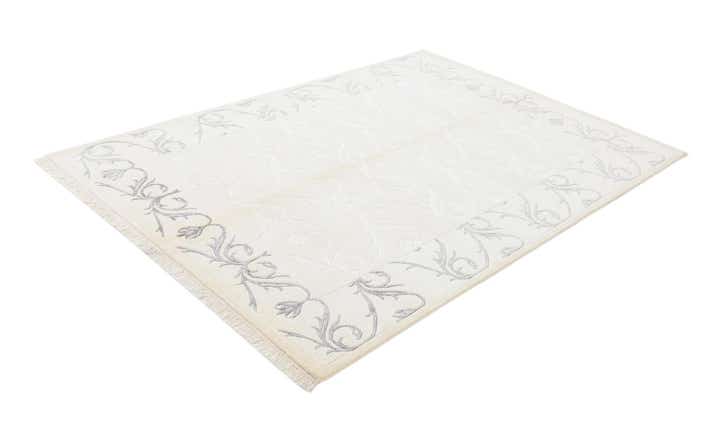 5' 7 x 7' 9 Hand Knotted Darya Wool Rug