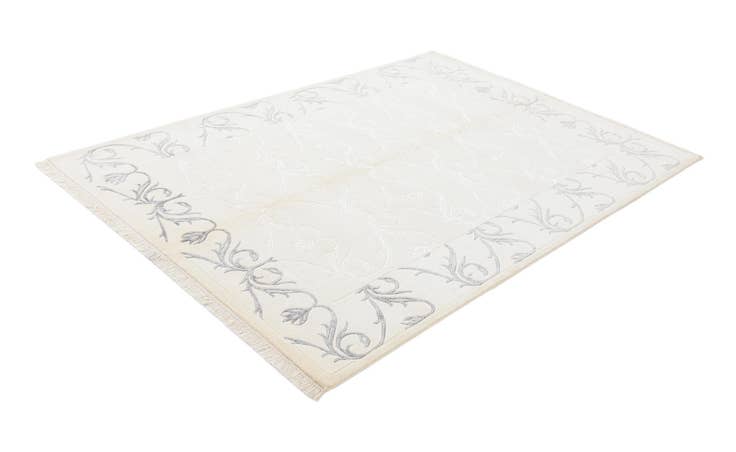 Detail image of 5' 7 x 7' 9 Hand Knotted Darya Wool Rug