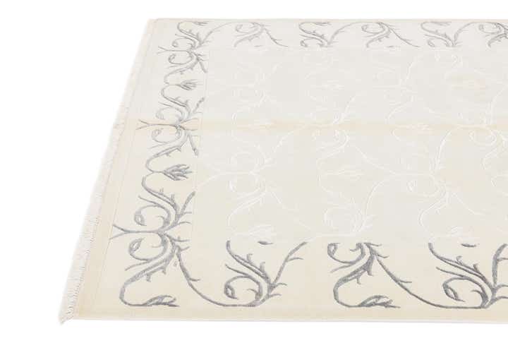 5' 7 x 7' 9 Hand Knotted Darya Wool Rug