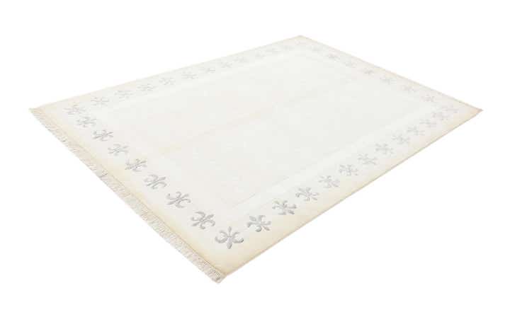 5' 8 x 8' Hand Knotted Darya Wool Rug