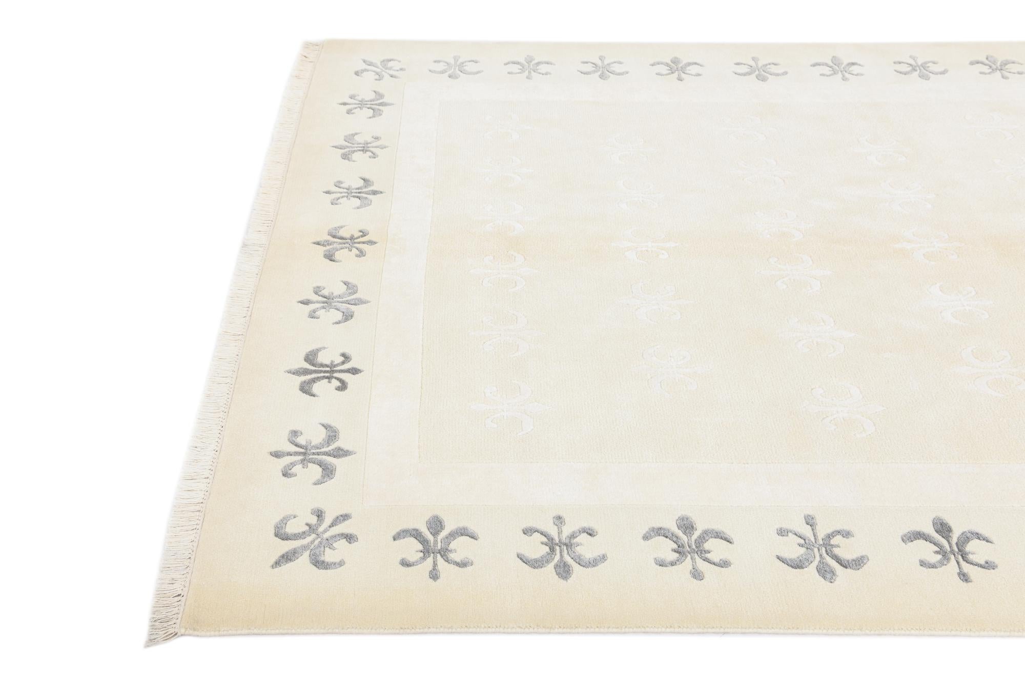 5' 8 x 8' Hand Knotted Darya Wool Rug