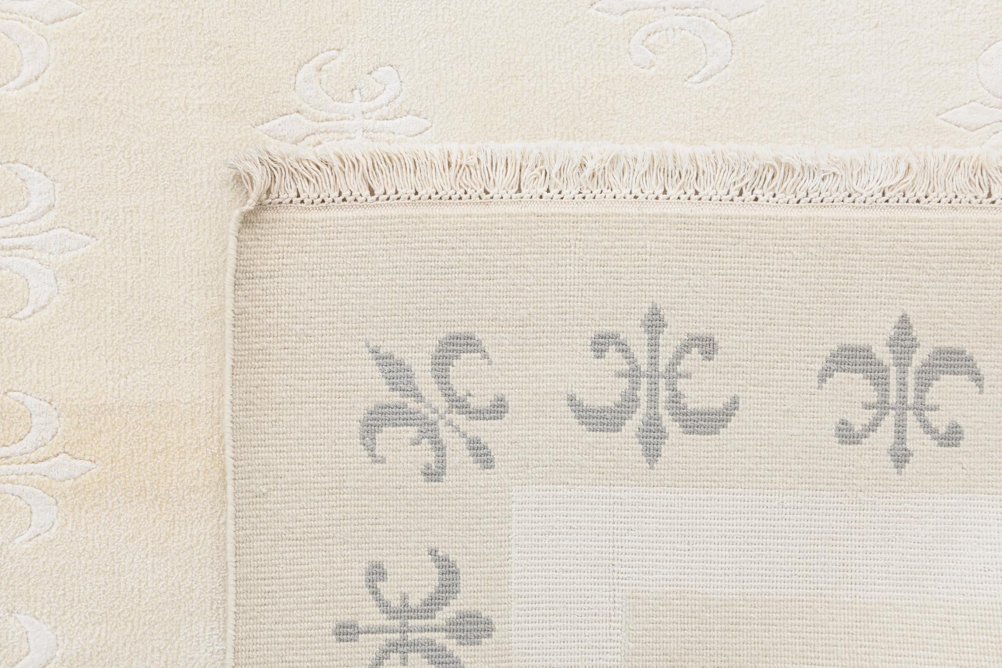 5' 8 x 8' Hand Knotted Darya Wool Rug
