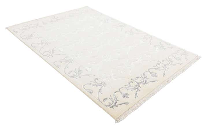 5' 7 x 7' 10 Darya Rug