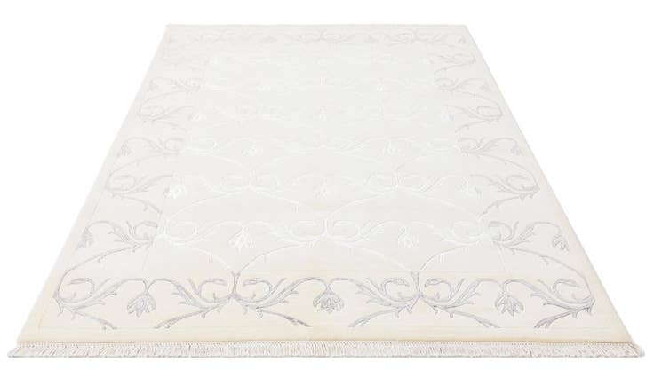 Detail image of 5' 7 x 7' 10 Darya Rug