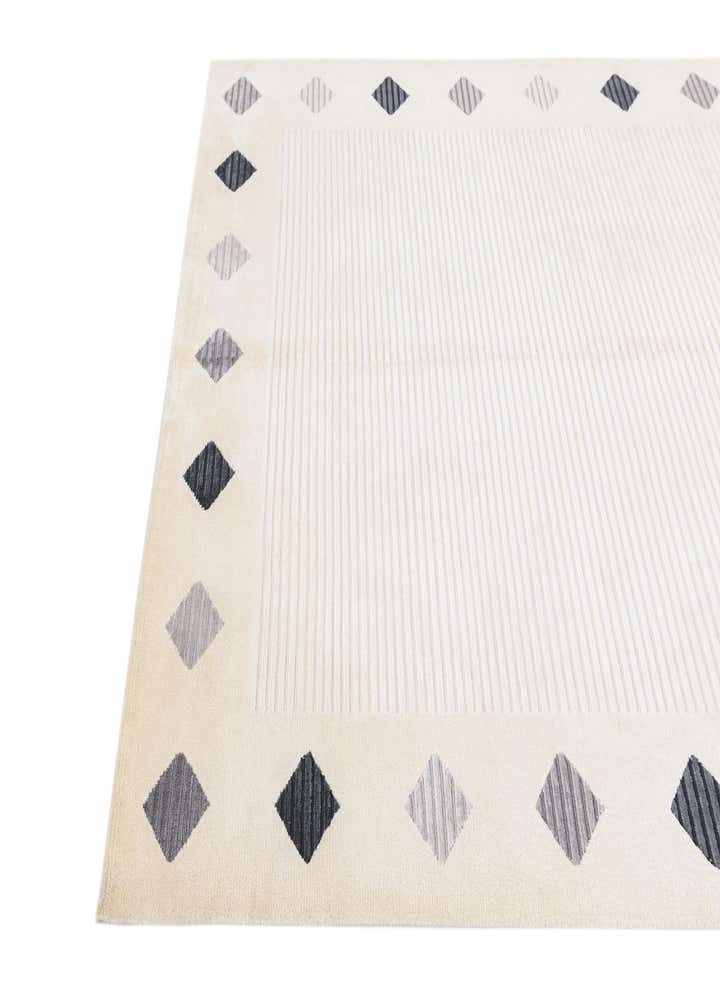 5' 9 x 8' Hand Knotted Darya Wool Rug