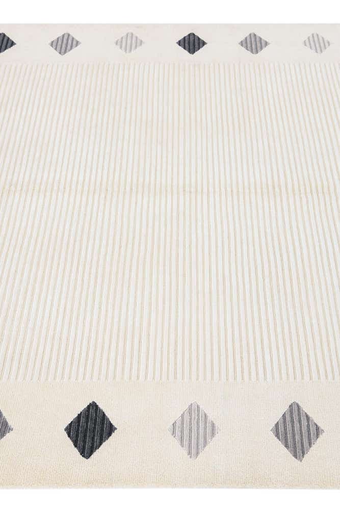 5' 9 x 8' Hand Knotted Darya Wool Rug