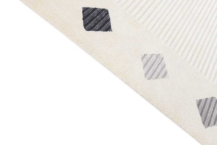 Detail image of 5' 9 x 8' Hand Knotted Darya Wool Rug