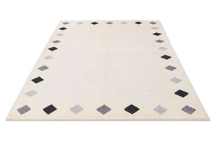 5' 9 x 7' 11 Hand Knotted Darya Wool Rug