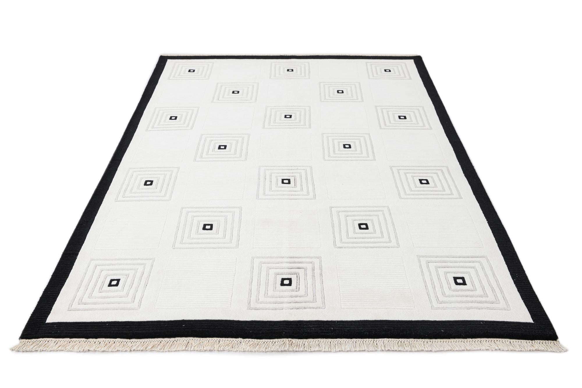 5' 7 x 7' 11 Hand Knotted Darya Wool Rug