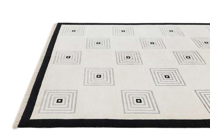 5' 7 x 7' 11 Hand Knotted Darya Wool Rug