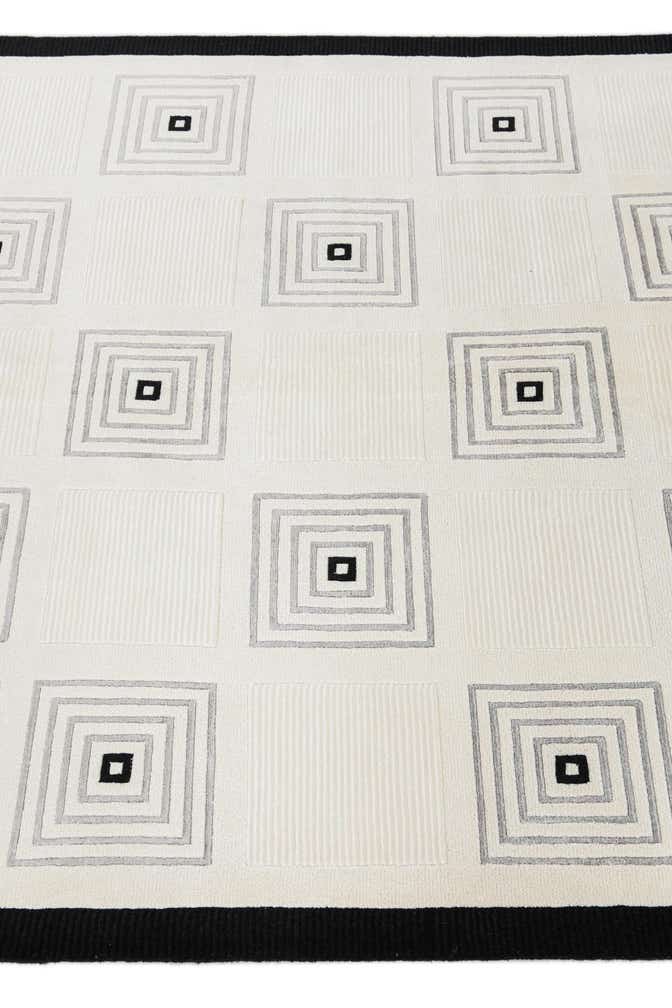 5' 7 x 7' 11 Hand Knotted Darya Wool Rug