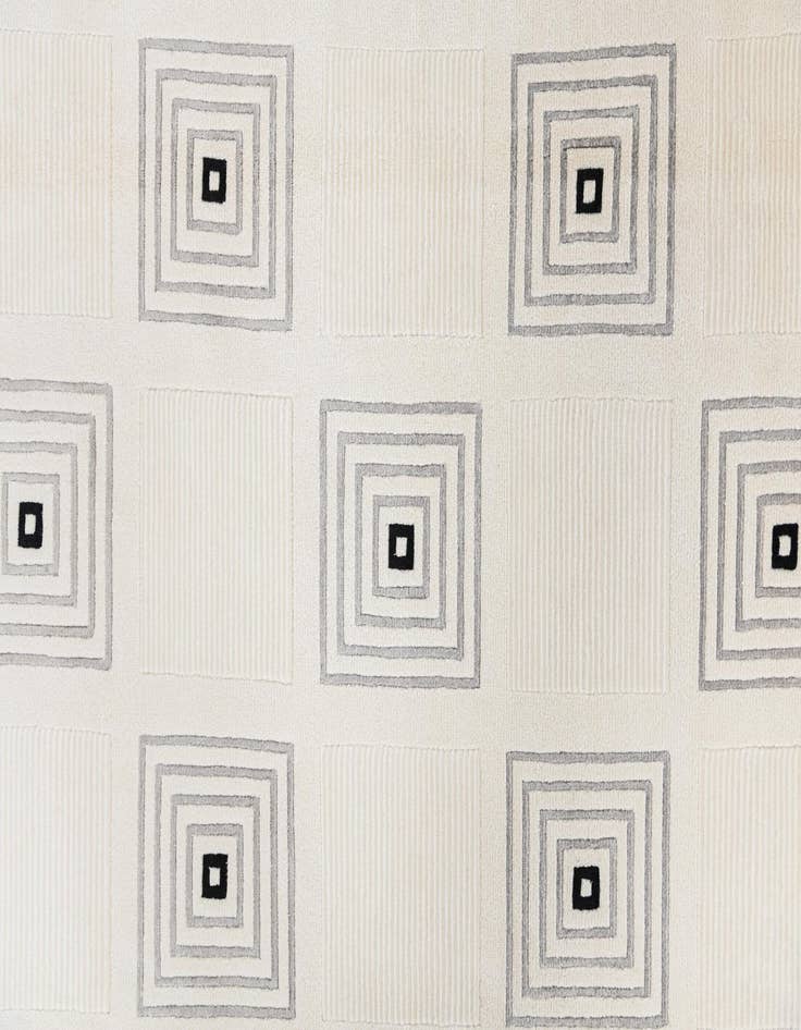 Detail image of 5' 7 x 7' 11  Hand Knotted Darya Wool Rug