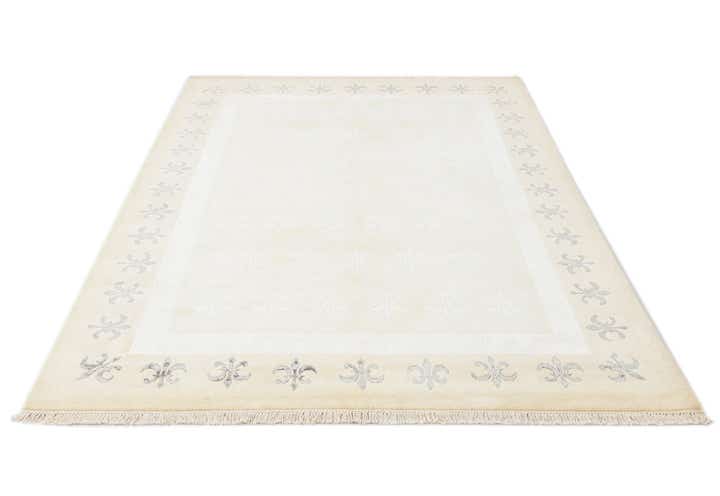 5' 7 x 7' 10 Darya Rug