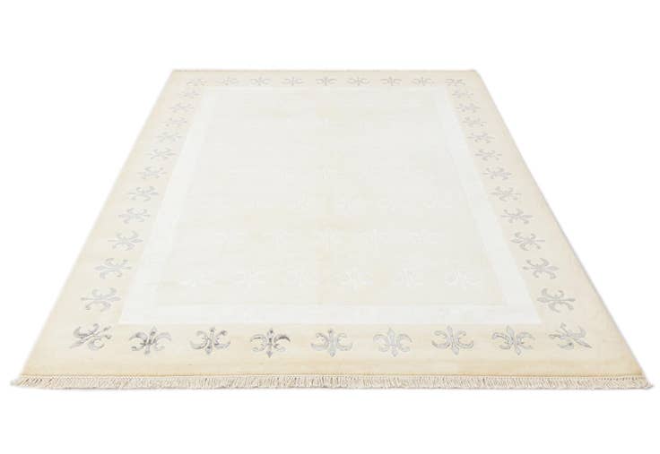 Detail image of 5' 7 x 7' 10 Darya Rug