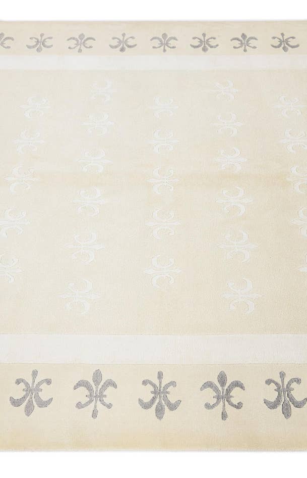 Detail image of 5' 7 x 7' 10 Darya Rug
