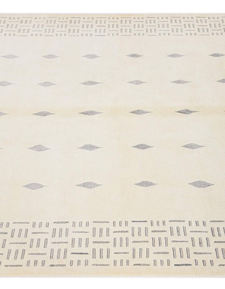 Detail image of 5' 7 x 8' 1 Darya Rug