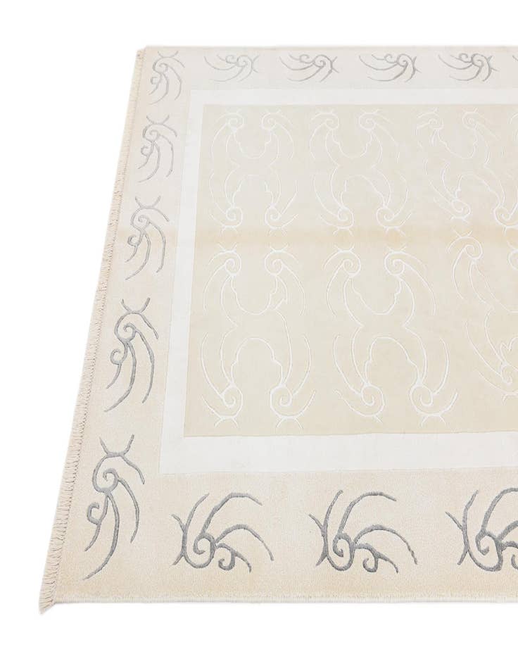 Detail image of 5' 7 x 7' 10  Hand Knotted Darya Wool Rug