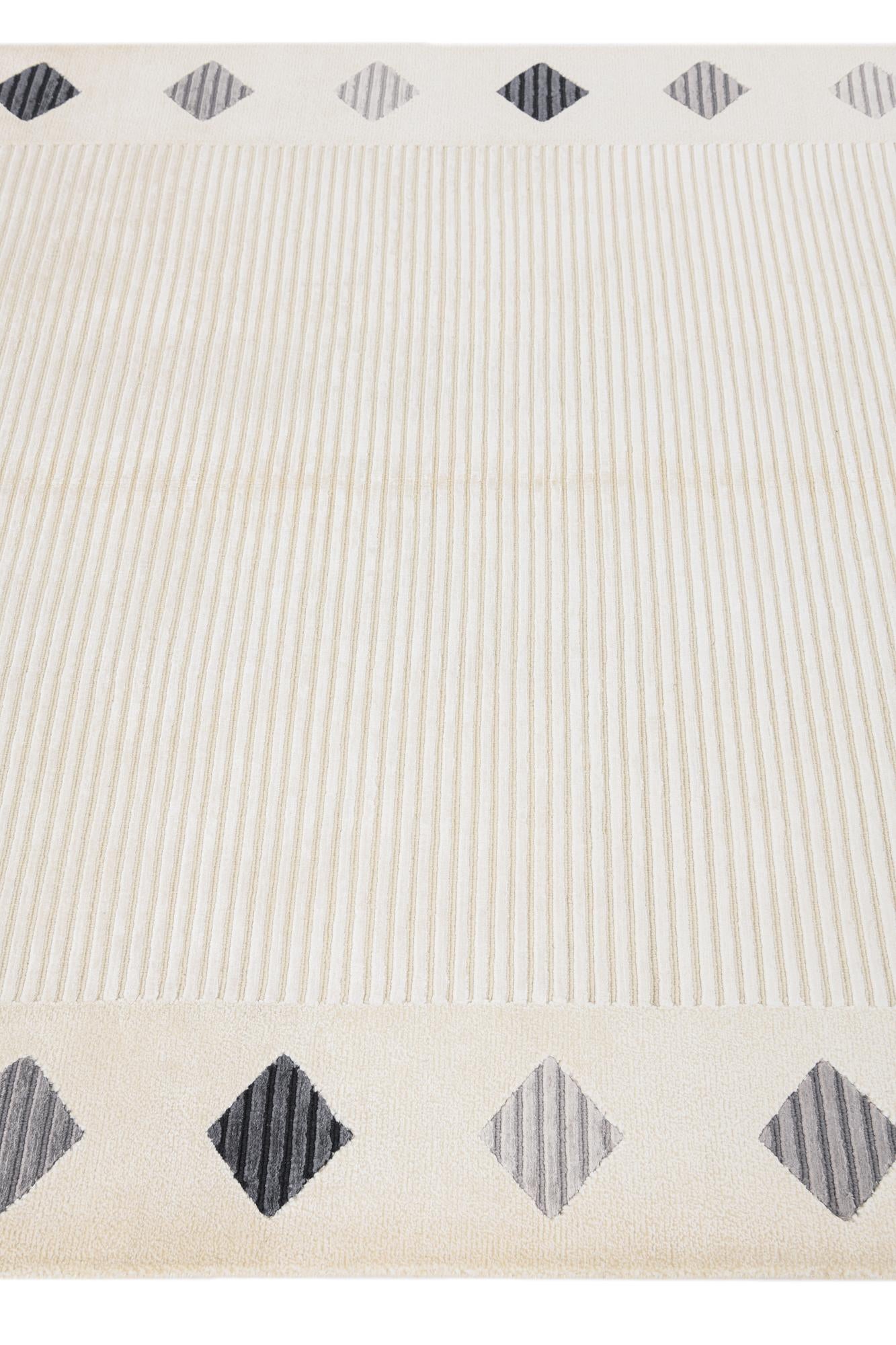 5' 7 x 7' 11 Hand Knotted Darya Wool Rug
