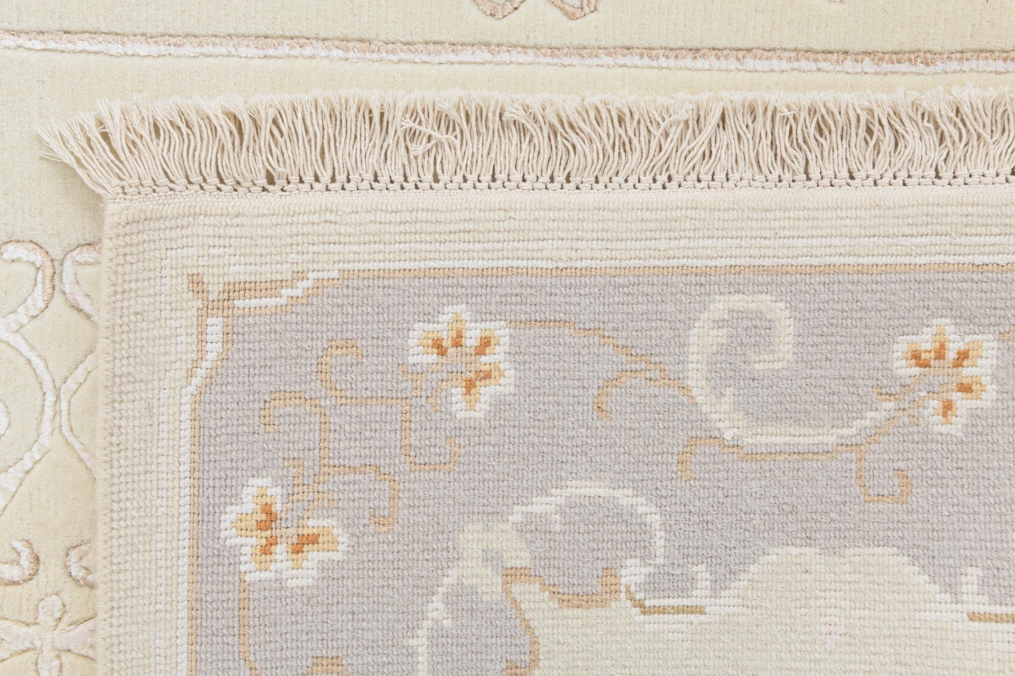 3' 11 x 5' 11 Hand Knotted Darya Wool Rug