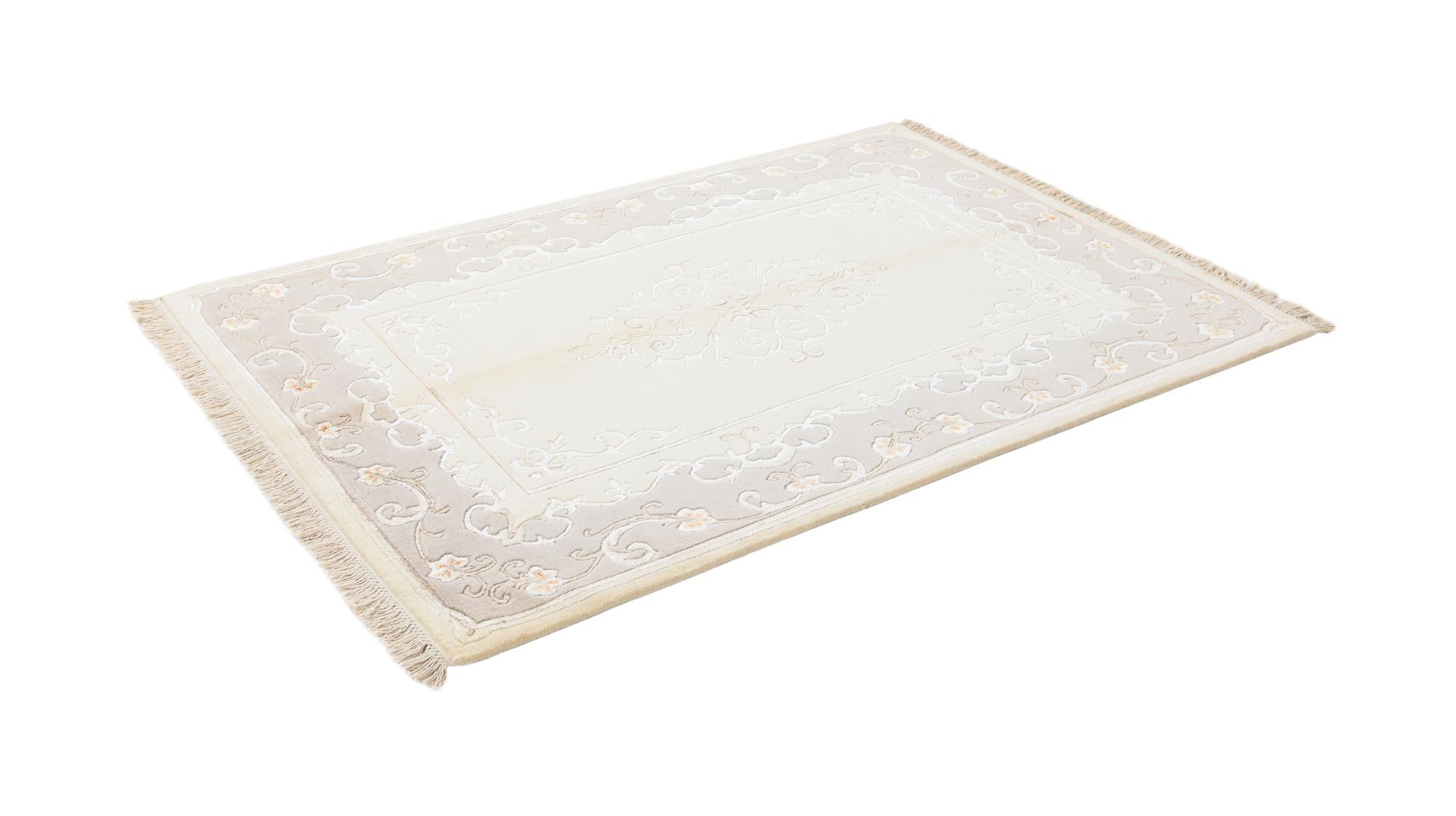 4' 1 x 6' Hand Knotted Darya Wool Rug